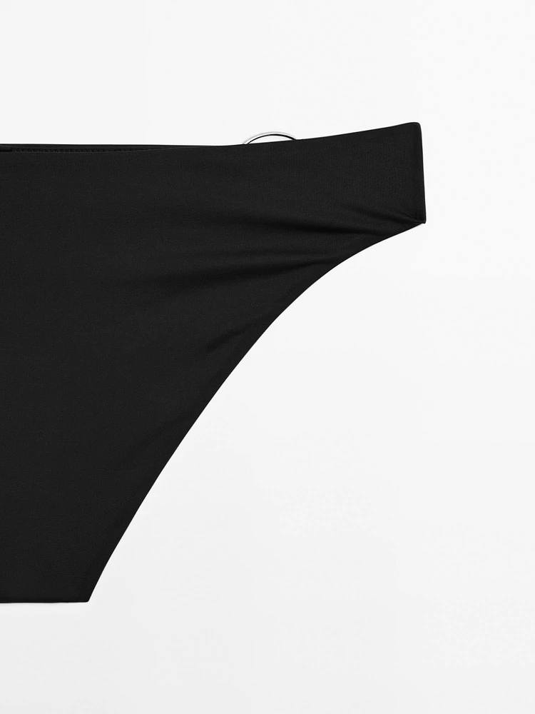 Bikini bottoms with ring detail