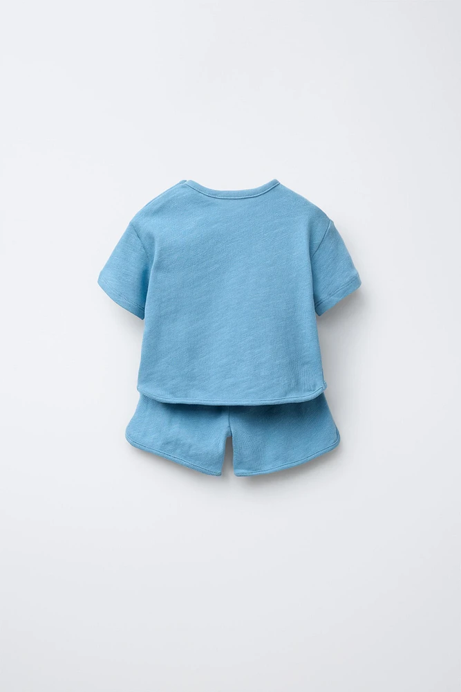 ENSEMBLE T-SHIRT ET BERMUDA UNI