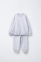 LABEL SWEATSHIRT AND JOGGER SET