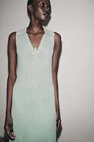 ROBE LONGUE EN MAILLE COUPÉE