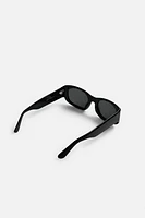 OVAL SUNGLASSES