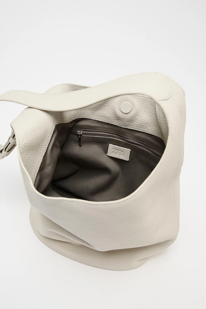 SAC SEAU ÉPAULE EN CUIR