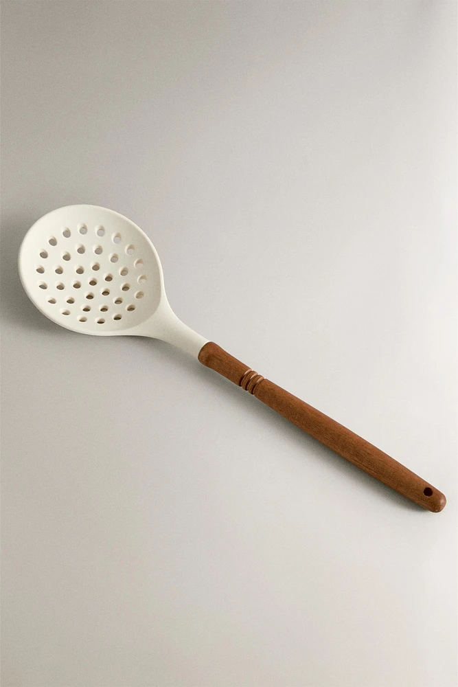 SILICONE AND WOODEN SLOTTED SPOON