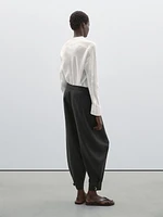 Pantalon bouffant avec boucle dans le bas