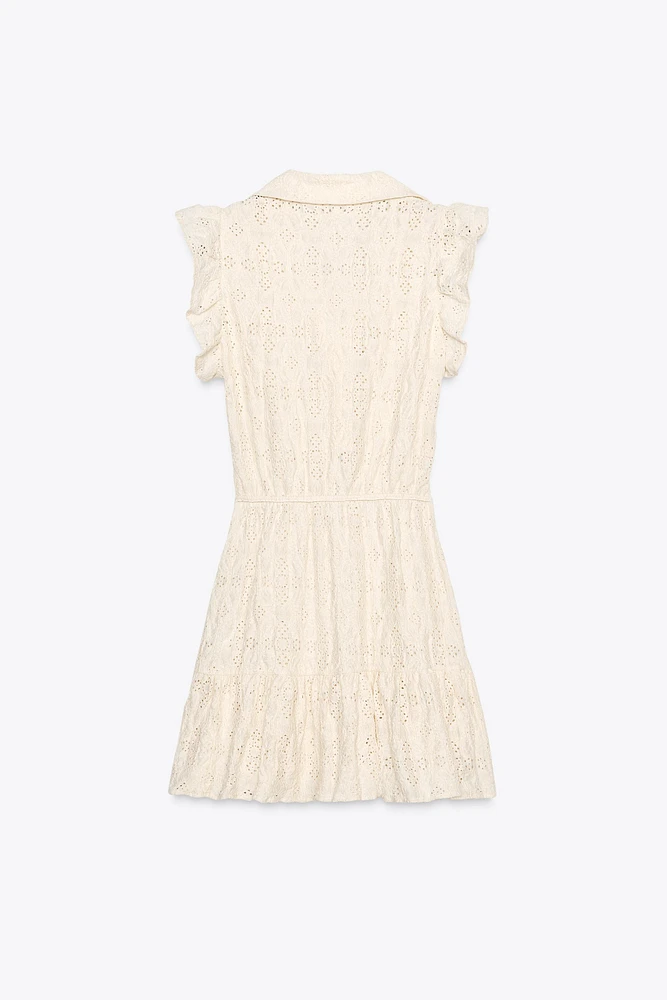ROBE BRODÉE CEINTURE