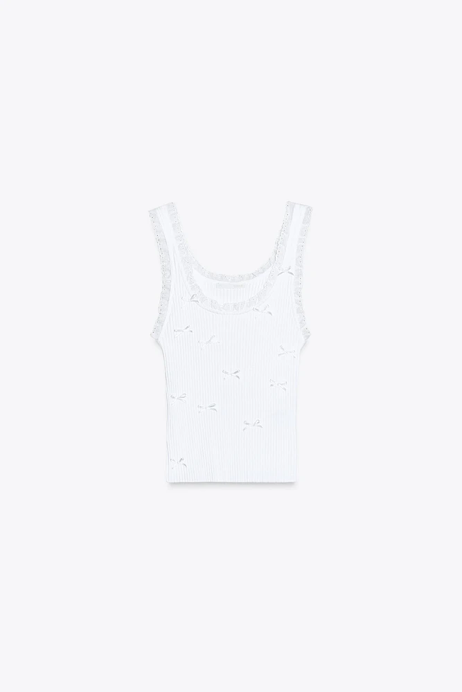 T-SHIRT CÔTELÉ LACETS DENTELLE