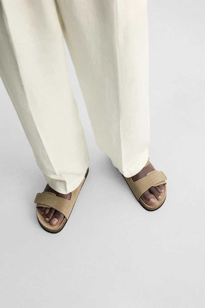 SANDALES EN CUIR À DOUBLE BRIDE