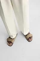 SANDALES EN CUIR À DOUBLE BRIDE