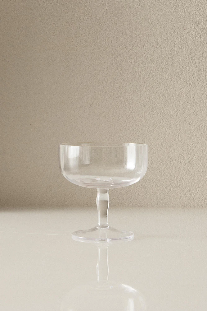 RAISED GLASS WITH GOLD RIM