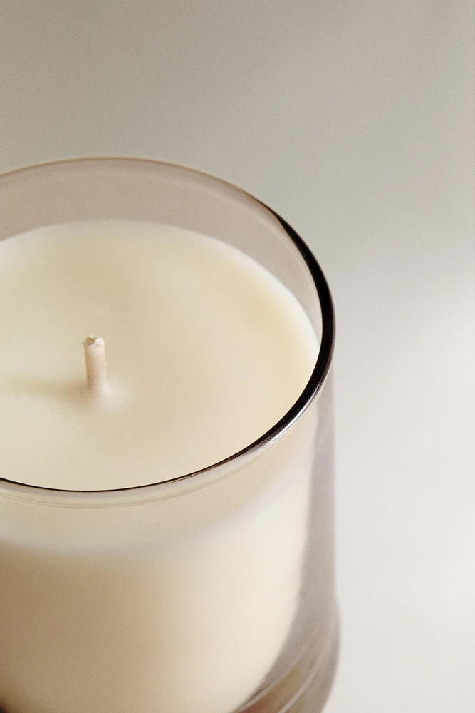 (180 G) BOUGIE PARFUMÉE FLEUR DE VÉTIVER