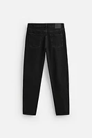 SLIM TAPERED FIT JEANS