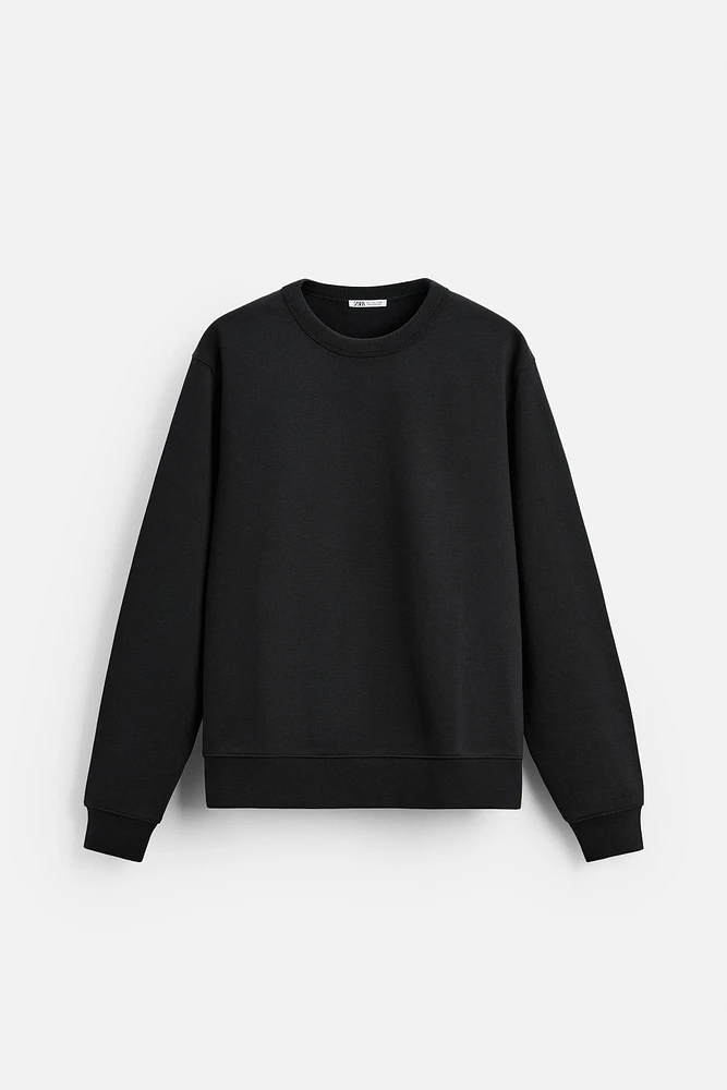 HEAVYWEIGHT CREW NECK SWEATSHIRT