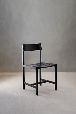 CHAIR 04