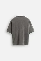 T-SHIRT EN MAILLE À IMPRIMÉ DÉLAVÉ