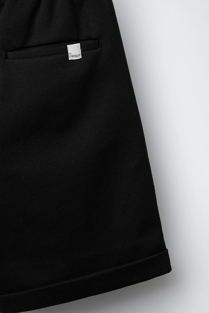 COMFORT SHORTS