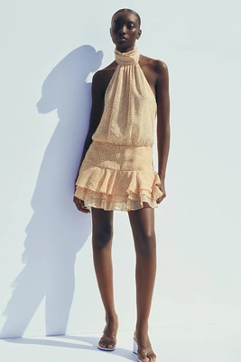 ROBE COURTE IMPRIMÉE À VOLANTS