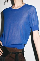 EXTRA-FINE KNIT TOP