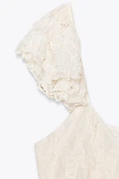 ROBE VOLANTS DENTELLE