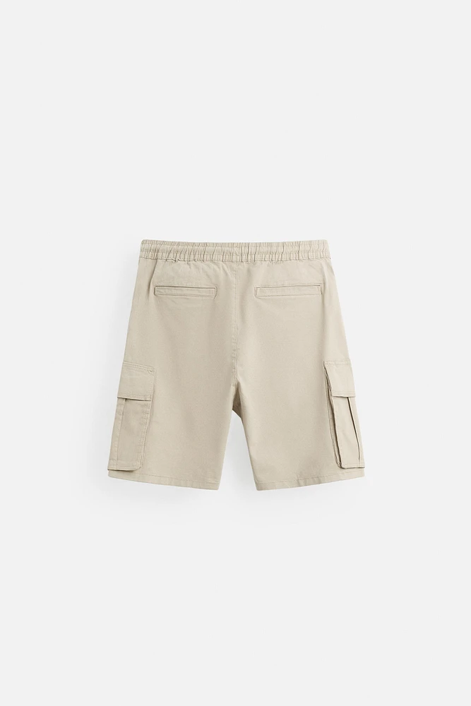 BERMUDA STYLE MILITAIRE
