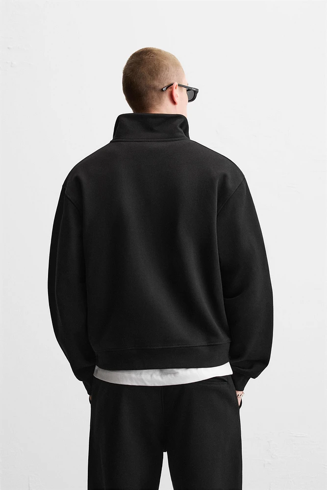 ZIPPERED COLLAR HEAVY WEIGHT SWEATSHIRT