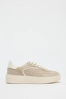 SOFT SNEAKERS