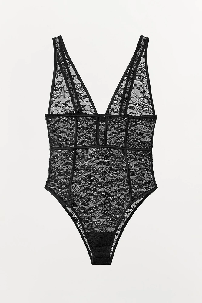 BODY EN DENTELLE COMBINÉE
