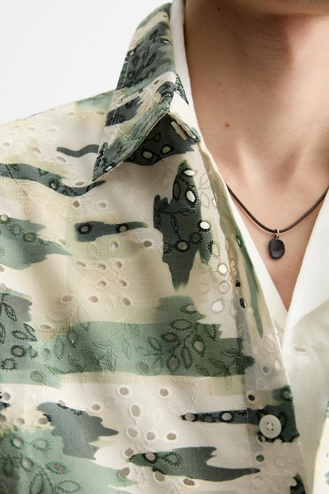 CHEMISE BRODERIE DÉCOUPÉE IMPRIMÉE