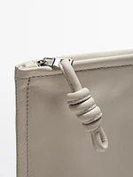 Petit sac pochette avec nœud en cuir nappa