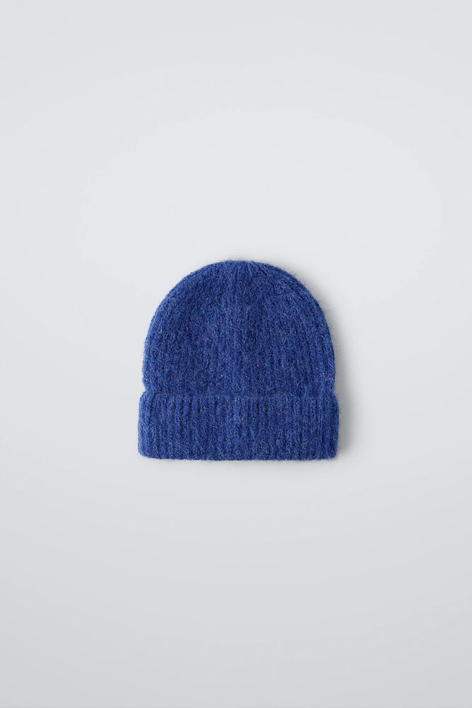 KNIT HAT