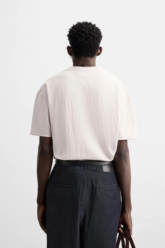 RELAXED FIT STRUCTURED T-SHIRT