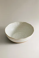 SALAD BOWL WITH RAISED DESIGN
