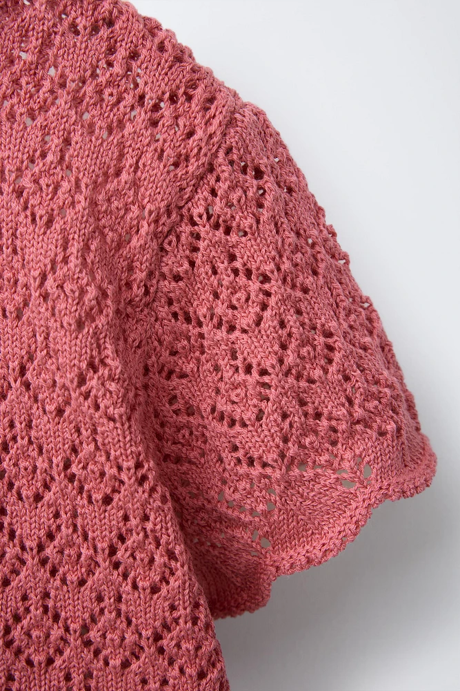 TOP EN MAILLE POINTELLE