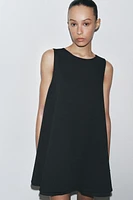 VOLUMINOUS SHORT DRESS