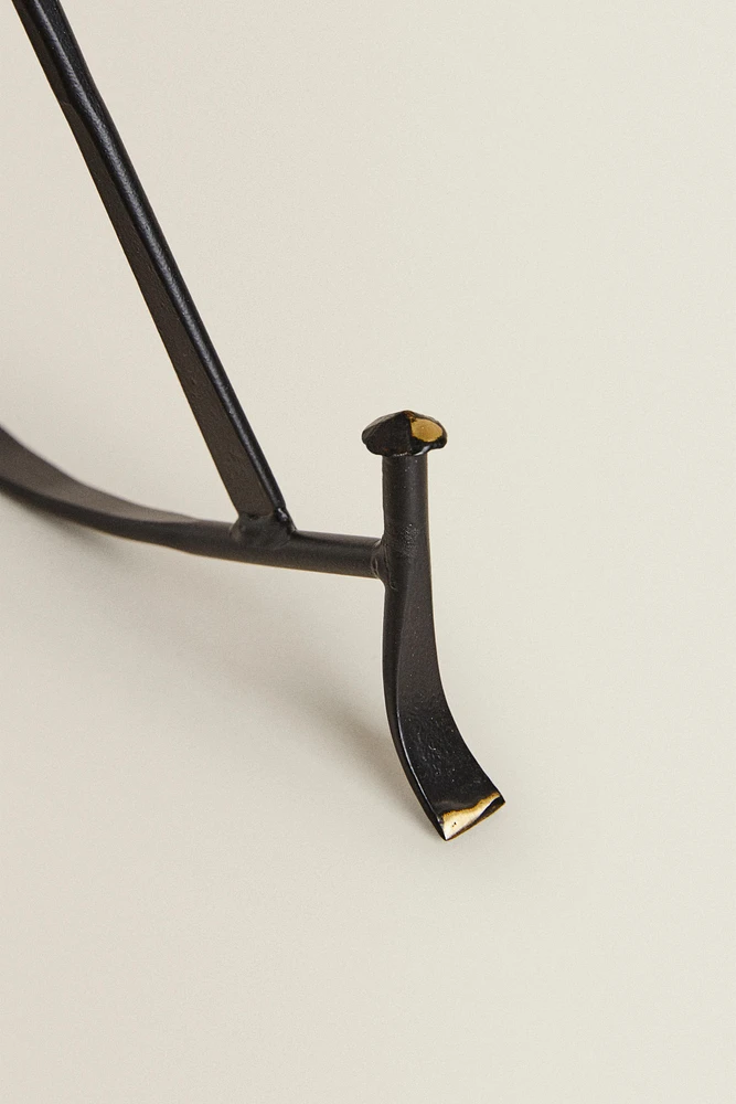 METAL STAND