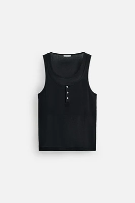 DOUBLE NECK BUTTON TANK TOP