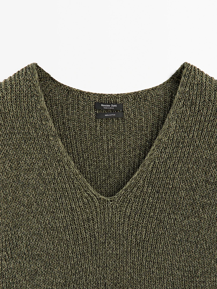 Pull sans manches col en V