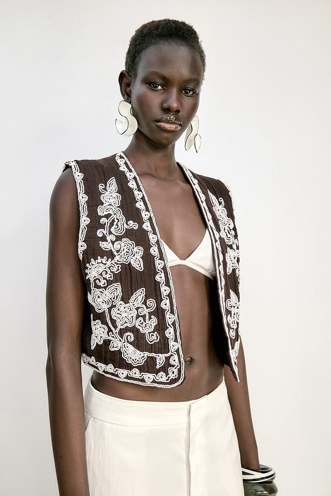 EMBROIDERED OPEN VEST