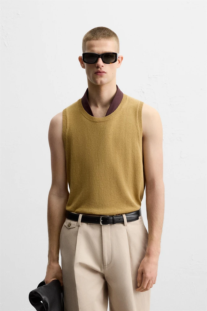 KNIT VEST