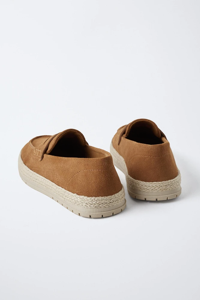 CASUAL SUEDE LOAFERS