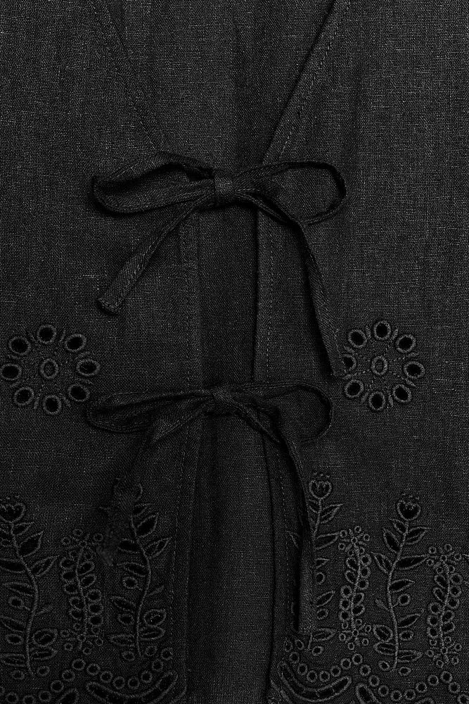 LINEN VEST WITH PERFORATED EMBROIDERY