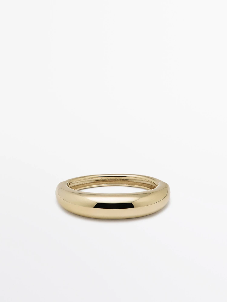 Thick round bracelet