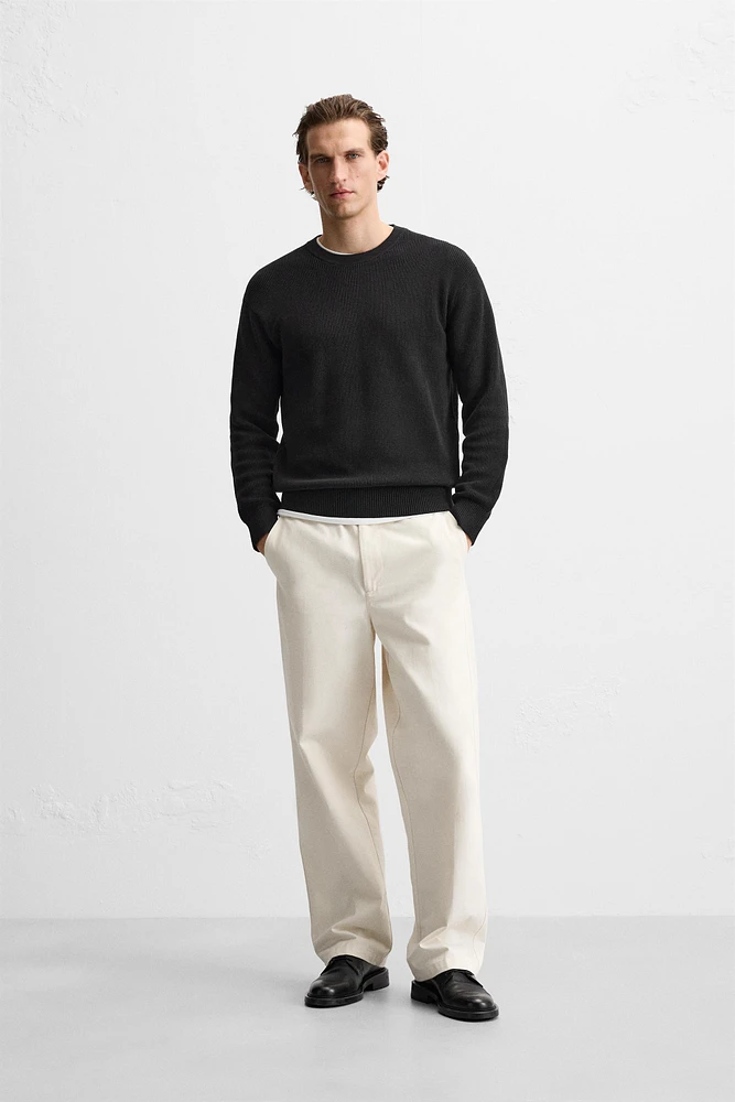 PULL BASIQUE EN MAILLE PERLÉE