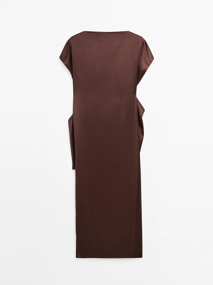 Robe satinée avec ceinture - Limited Edition