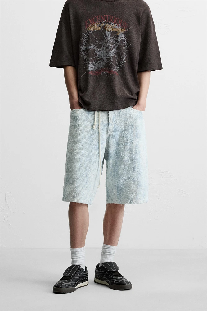 SCRATCHED BAGGY FIT DENIM SHORTS