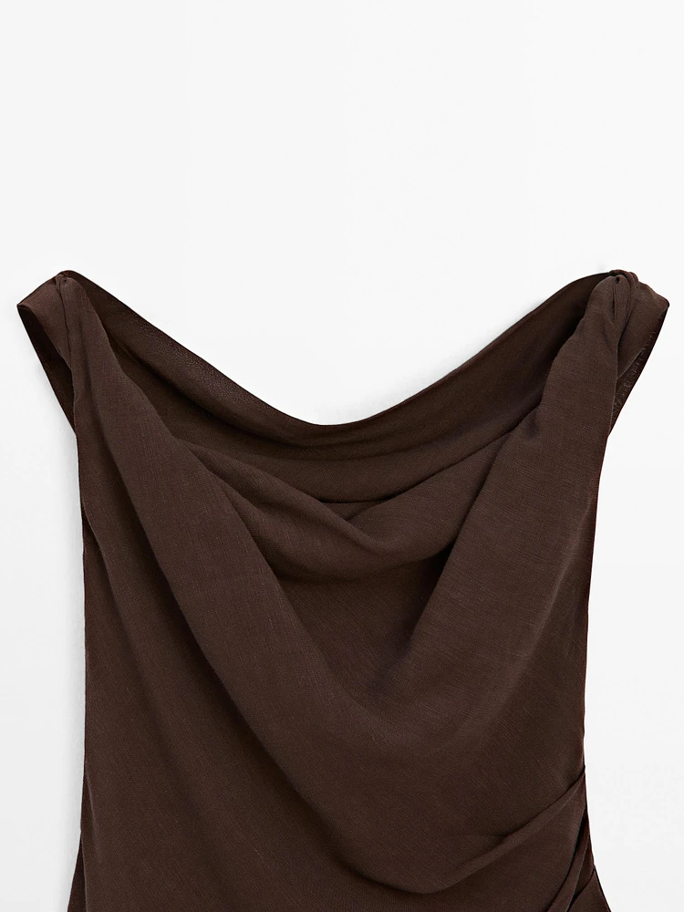 Top lin à encolure asymétrique