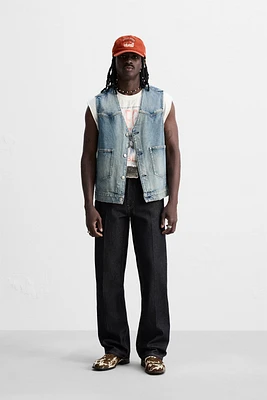 GILET EN DENIM DÉLAVÉ