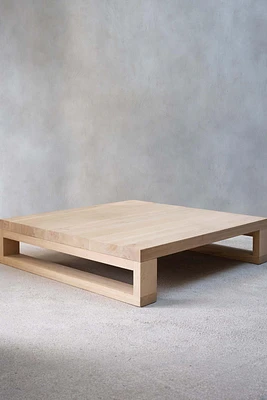 COFFEE TABLE 01