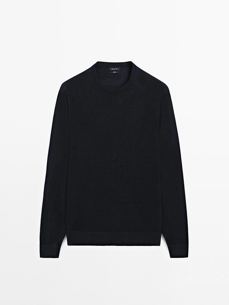 Lightweight 100% linen knit sweater