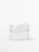 Wide rounded bracelet