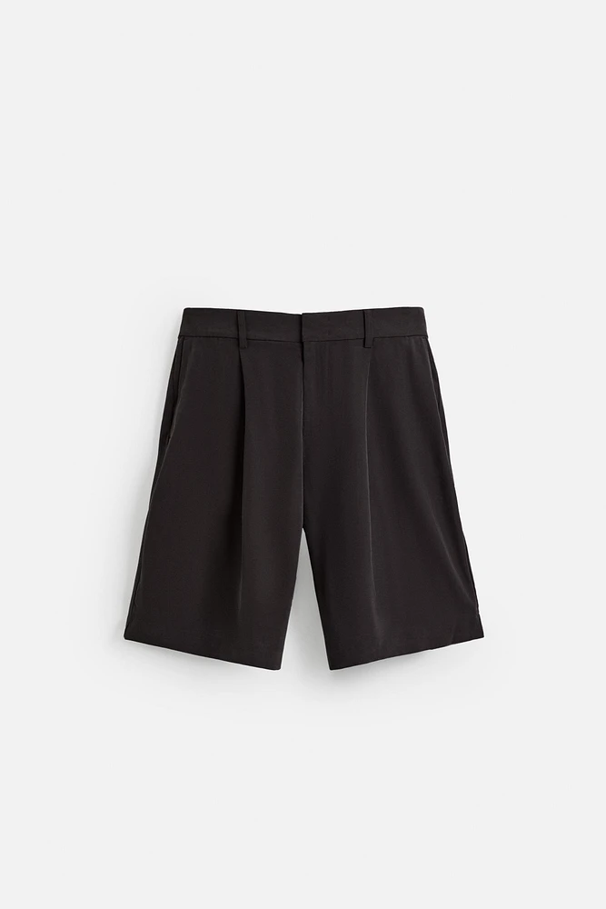 BERMUDA PLIS WIDE FIT